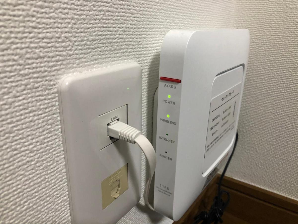 駅南うちやまビル1 Apartment Фукуока Екстериор снимка